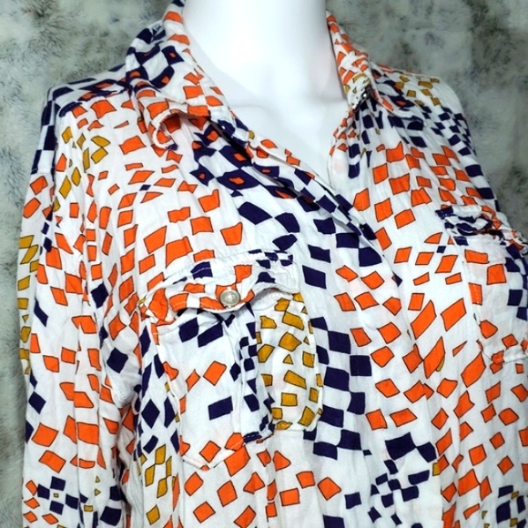 CAbi Navy Orange Geometric Print 3/4 Sleeve Button Up Shirt Size M. - Picture 5 of 15